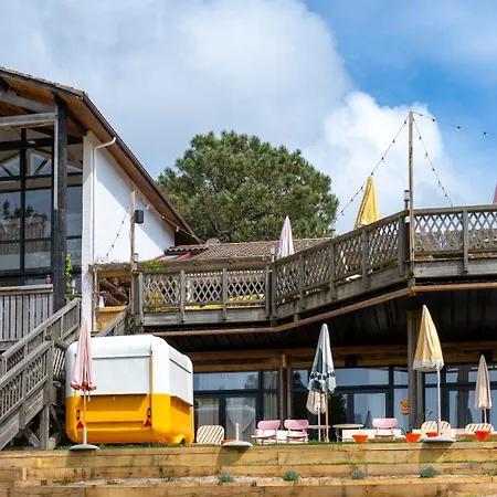 فندق Boutique La Baignoire 4*