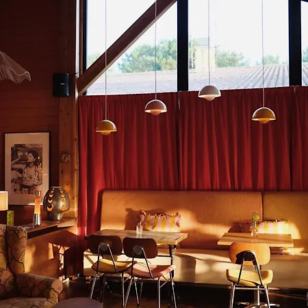 فندق Boutique La Baignoire 4*