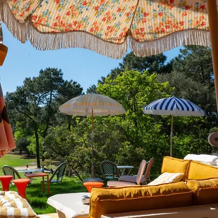 Boutique La Baignoire Hotel 4*