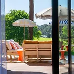 Boutique La Baignoire Hotel 4*