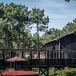 Boutique La Baignoire Hotel