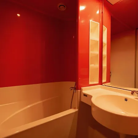 Boutique La Baignoire Hotel 4*
