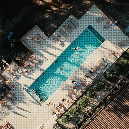 Hotell Boutique La Baignoire 4*