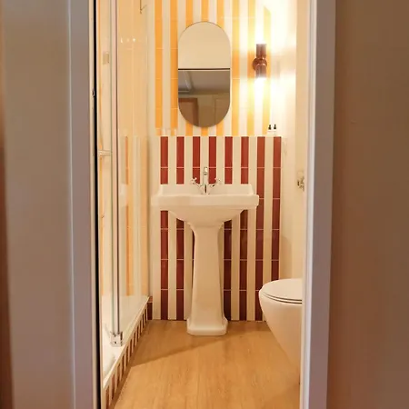 Boutique La Baignoire 4*