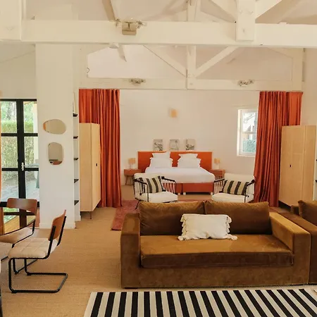 Boutique La Baignoire 4*