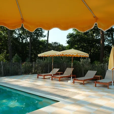 Boutique La Baignoire Szálloda 4*