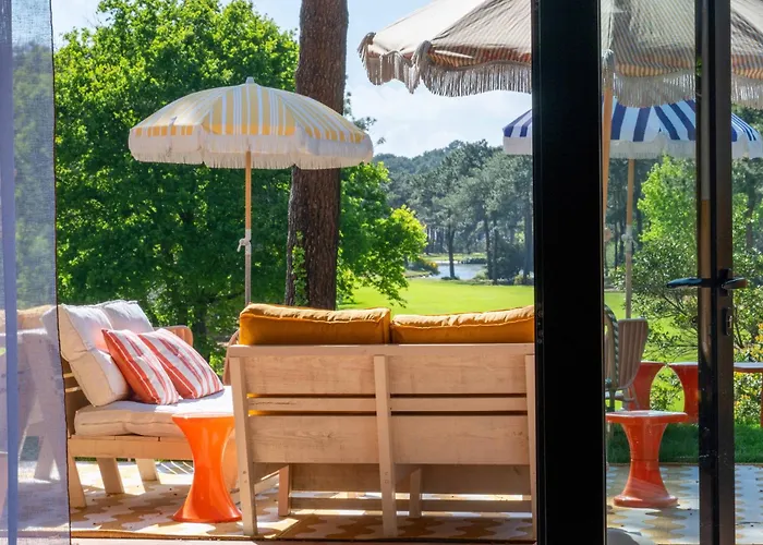 Boutique La Baignoire Hotel 4*