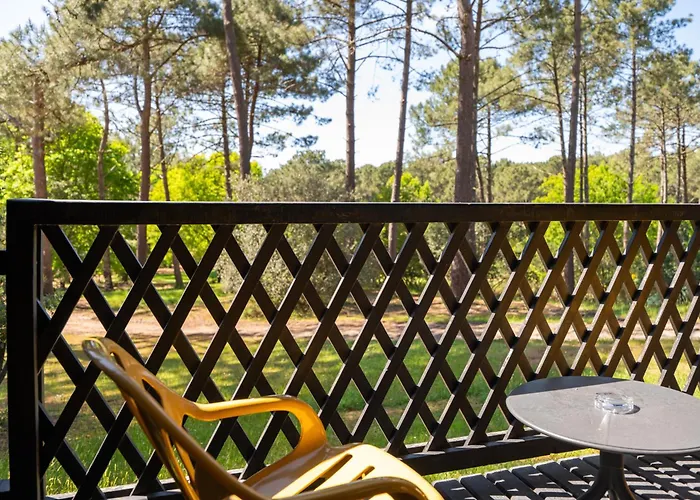 Hotel Boutique La Baignoire 4*