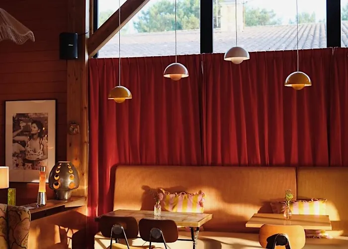 Hotel Boutique La Baignoire 4*