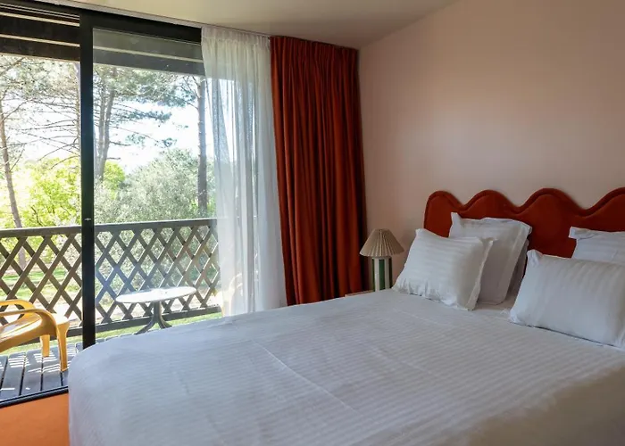 Boutique La Baignoire מלון